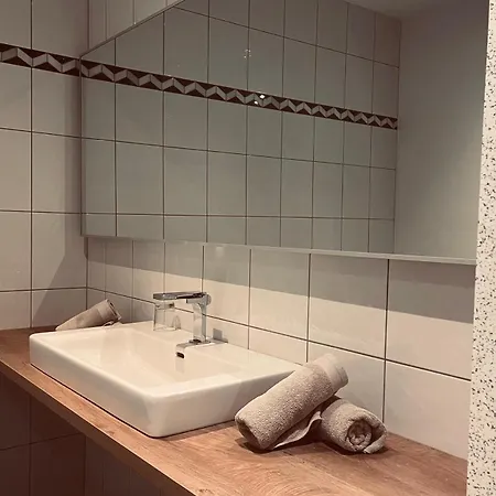 Landgasthof Koenig Szálloda *